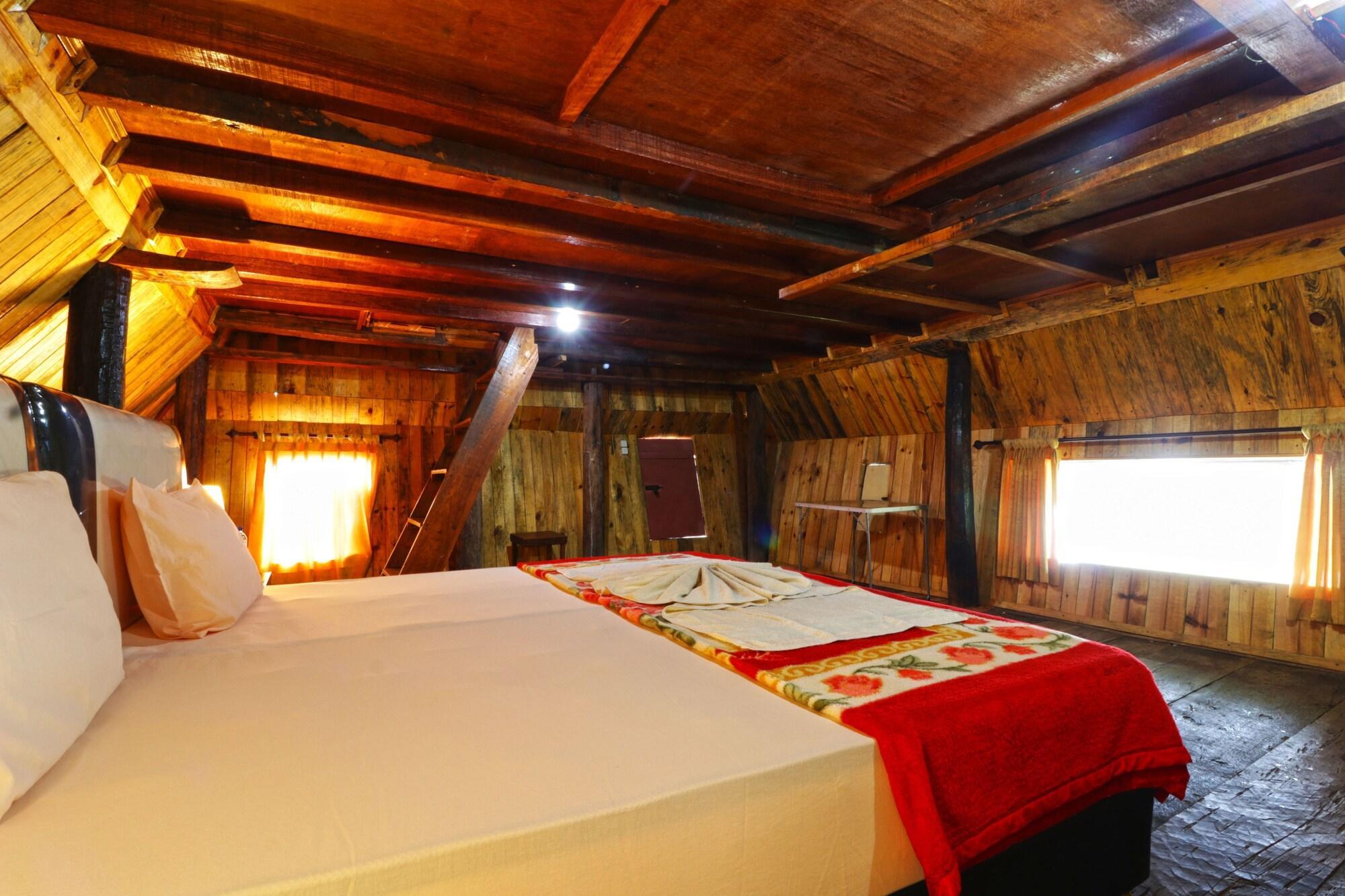 Tuk Tuk Timbul Bungalows Exteriör bild