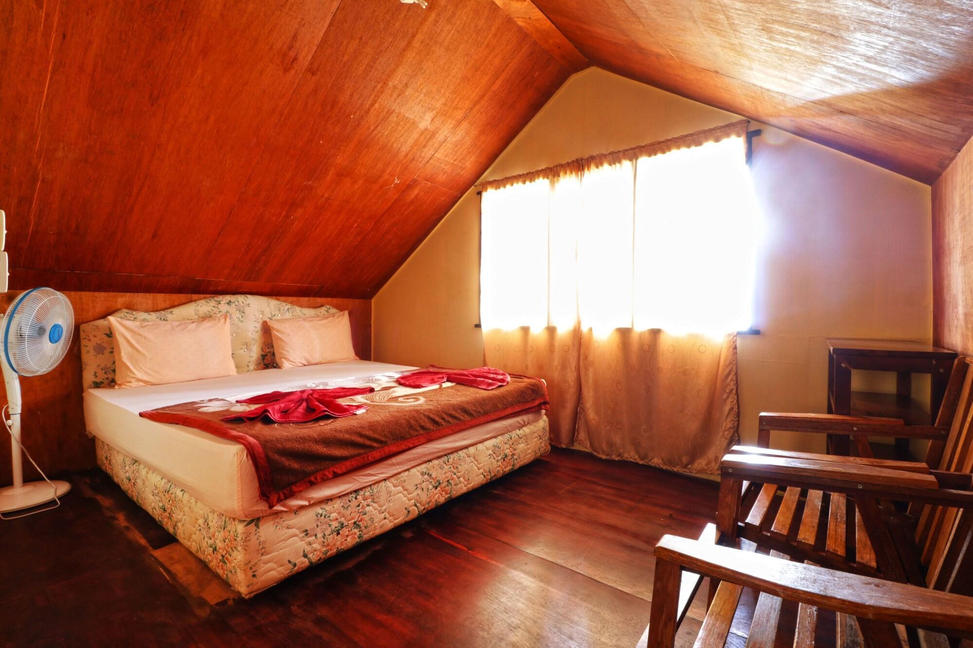 Tuk Tuk Timbul Bungalows Exteriör bild